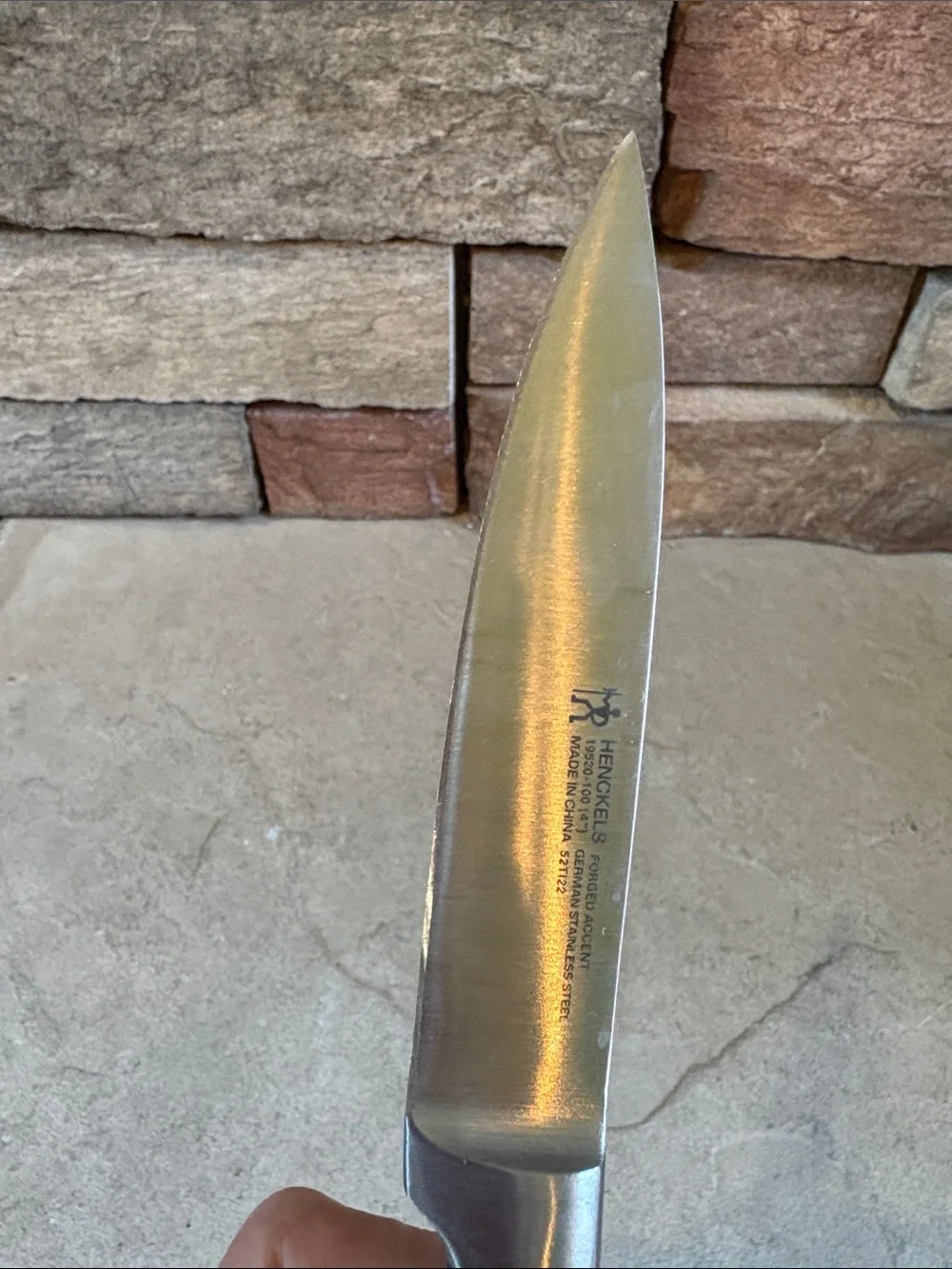Henckels 4” forged accent German stainless steel knife 52T122